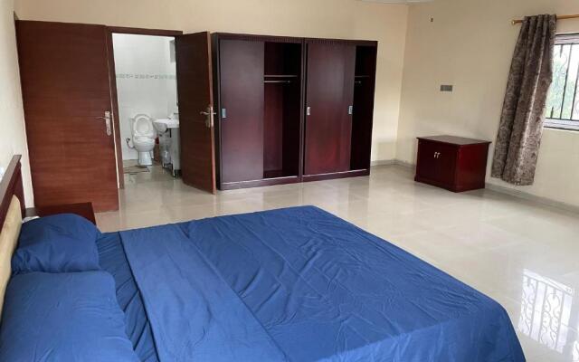 5 Bedroom Vacation home in Adenta