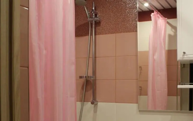 Студия на Кипарисовой