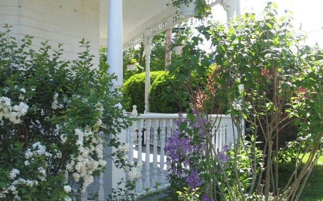 The Nelson House Bed & Breakfast