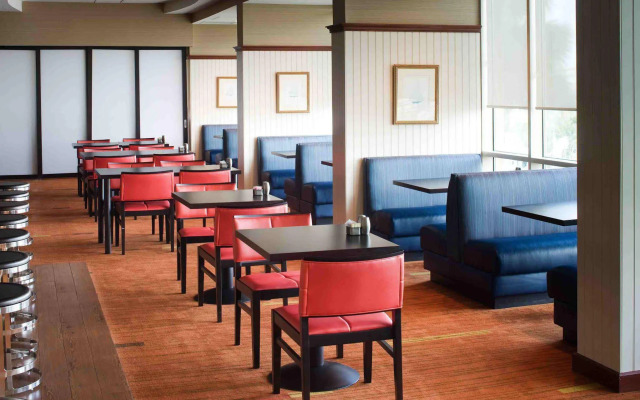 Courtyard Carolina Beach Oceanfront