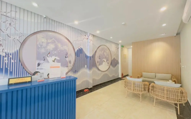 Collection O District Tan Binh Near Airport Formerly Joy Inn