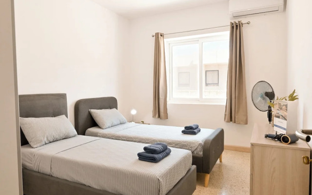 Sea Blue Horizon Qawra Bay Apartments