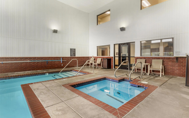 Best Western Plus Yukon