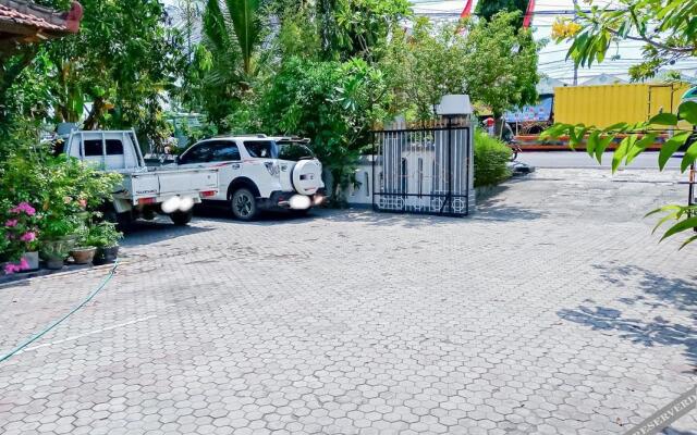 RedDoorz @ Urip Sumoharjo Madiun