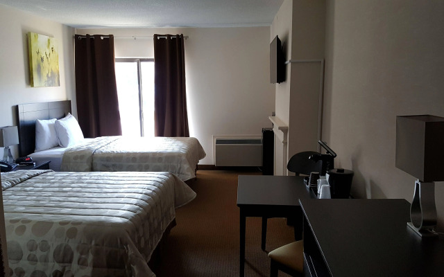River Rapids Inn