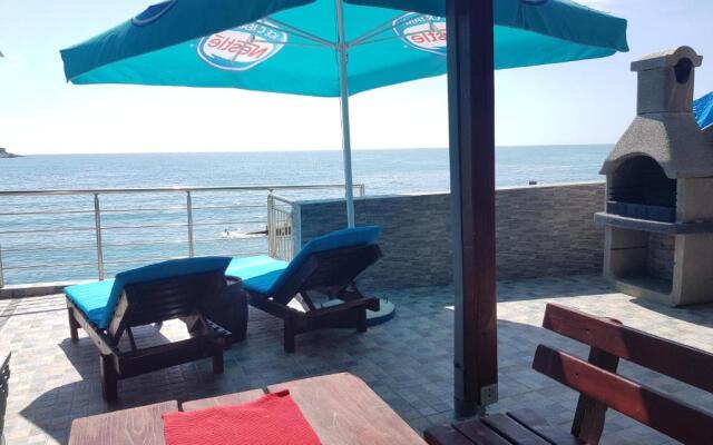 Summer Holiday House MM