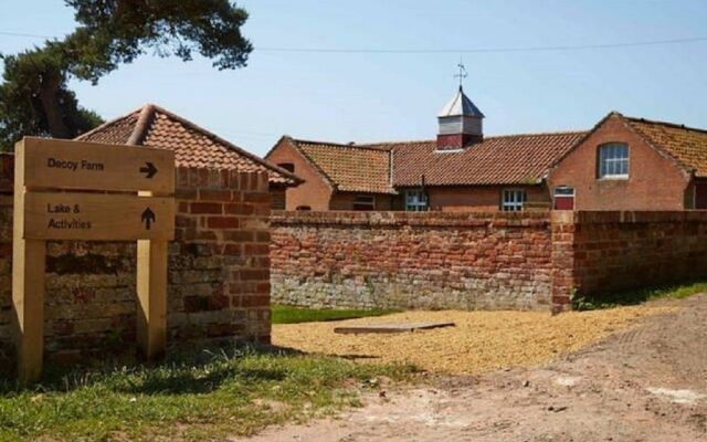 Fritton Arms Collection