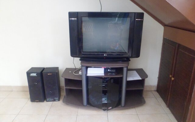 Villa Kota Bunga Violet