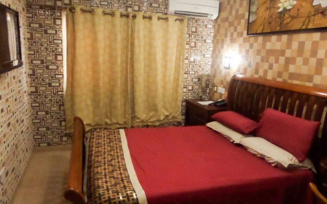 First View Luxury Hotel