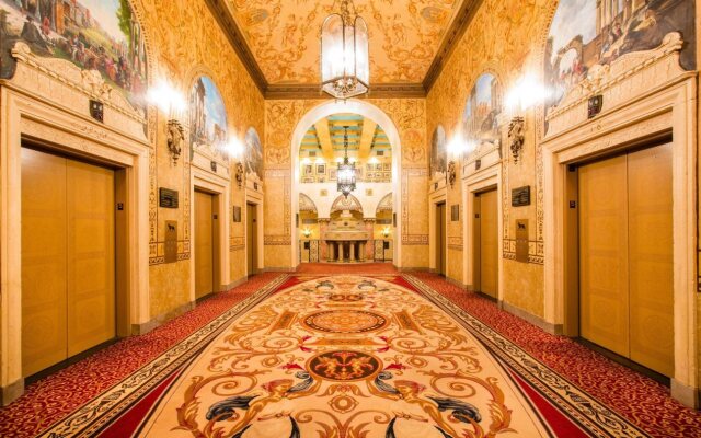 InterContinental Chicago Magnificent Mile by IHG