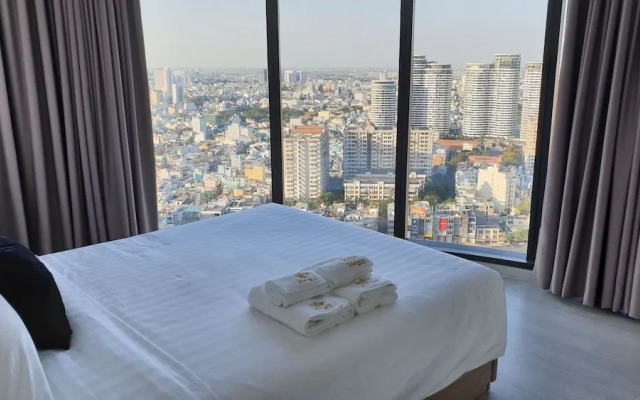 Stay In Vietnam Vinhomes Golden River