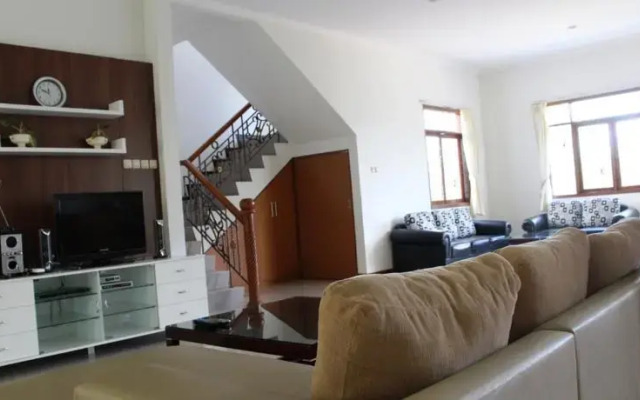 Dago Pakar Villa P4-16