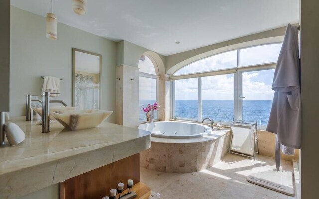 Isla 33 - 4 Bedroom PH #1304