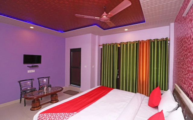 S.J Hotel's by OYO Rooms