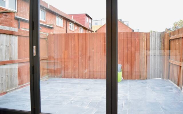 3 Bedroom House In Central London