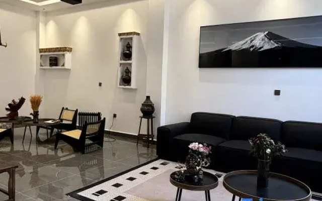 Litang Yongzong Hotel