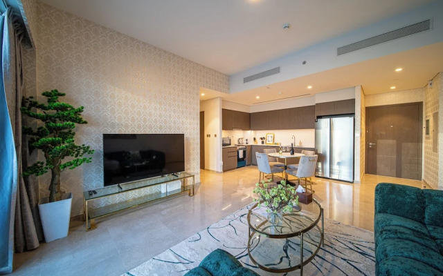 One Lux Stay Grande Signature Residences