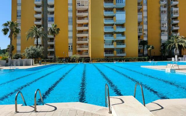 Global Properties, Apartamento con piscina en Residencial Brezo