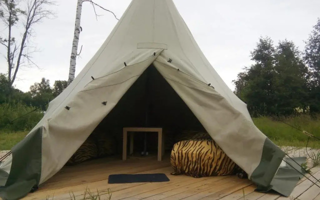 CampTom Russian Campings