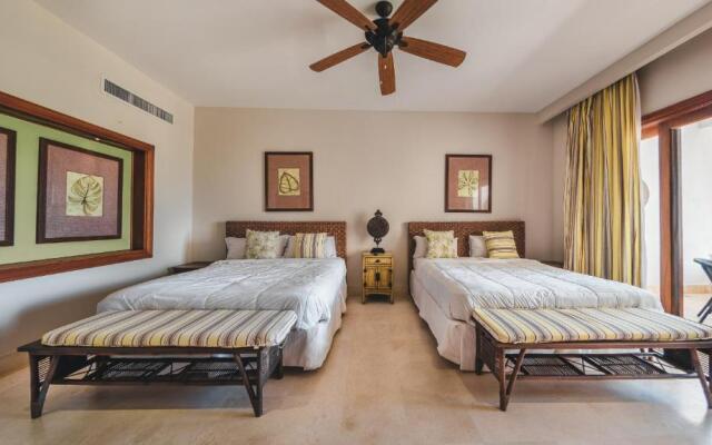 Golden Bear 2BR w Balcony Pool E21