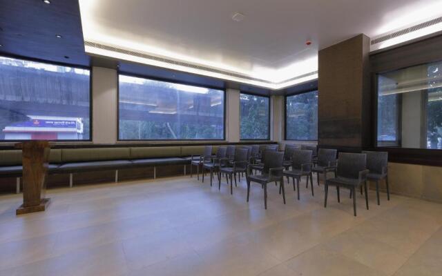 Hotel Ariana Residency