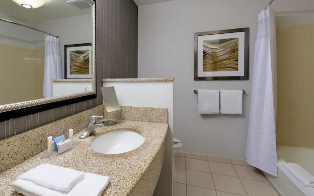 Courtyard Montgomery Prattville