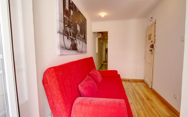 Cozy 1 Bed in the Heart of Alfama w Aircon