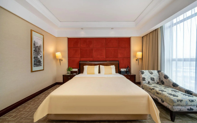 Chinflux Mandarin Hotel