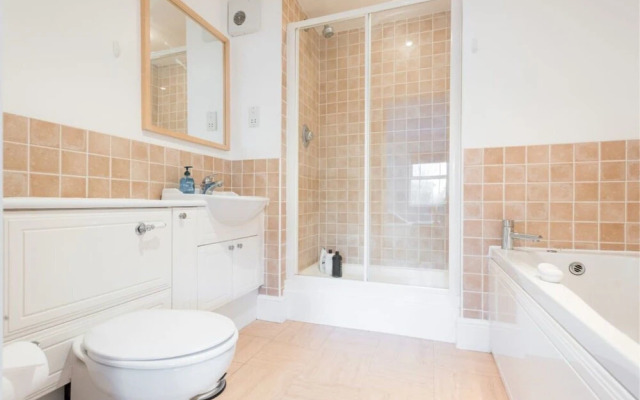 The Blue Compass - Modern Central 4bdr With Garden