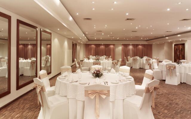 Vivanta Colombo, Airport Garden