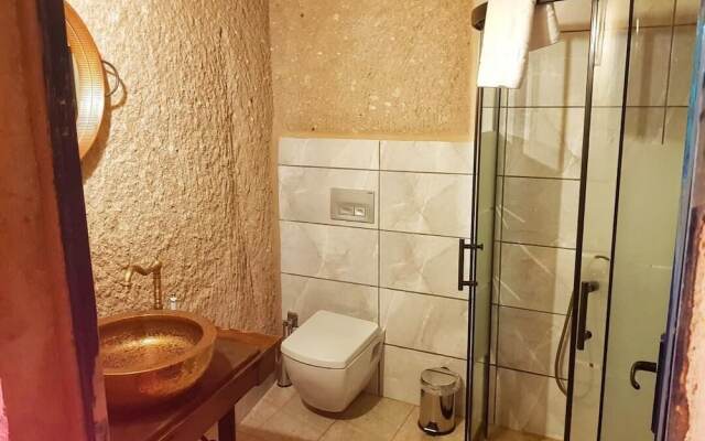 Cronos Cappadocia Cave Hotel