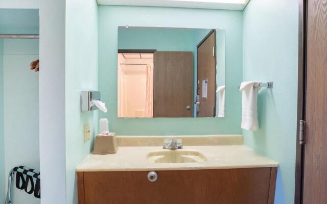 Hotel Ozark MO Hwy 65