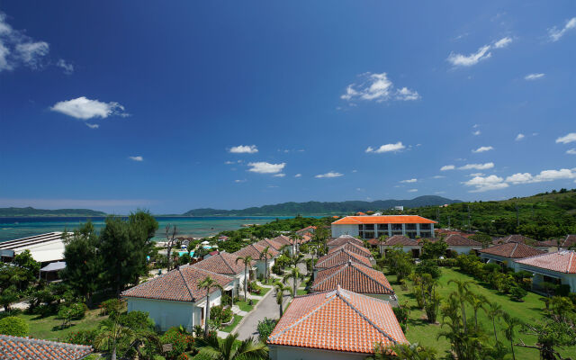 Fusaki Beach Resort Hotel & Villas