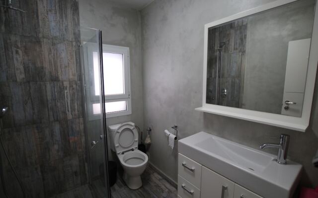 The Seasons Beach Design Studio Sea View