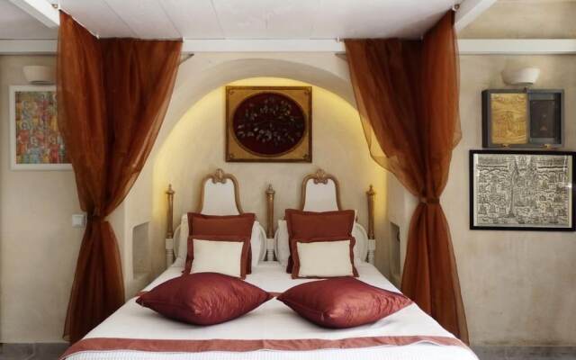 Timedrops Santorini Byzantine Villa