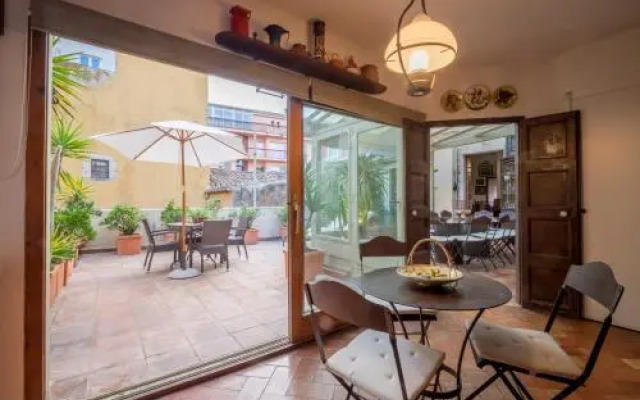 Can Felip Apartments