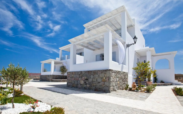 Miland Suites