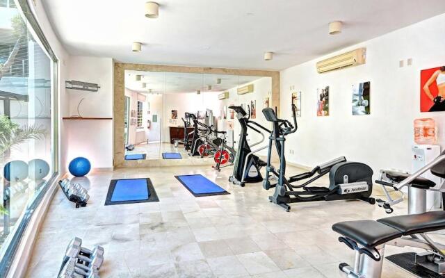 Via 38 C01 by Realty Group