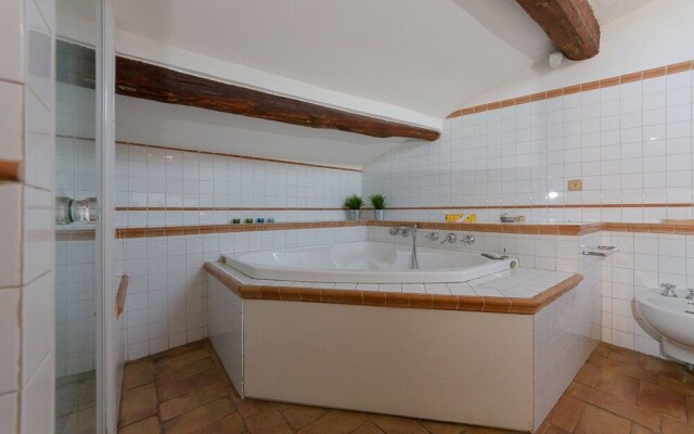 Crispi 90 Apartment Near Spanish Steps