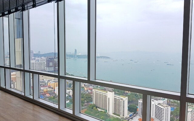 2BR Centric Sea 843 by Pattaya Holiday