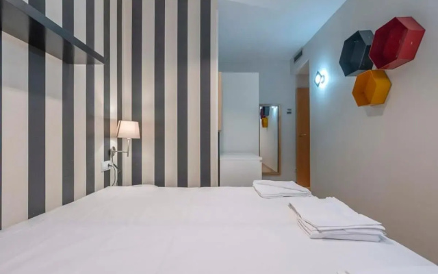 Modern and bright Duplex apartment in Eixample 4-3
