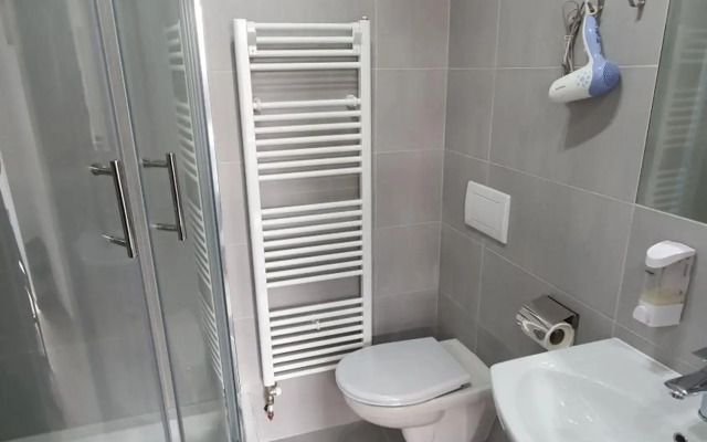 Small Apartments Denisa Business