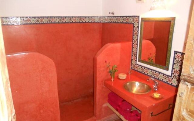 Riad Ineslisa