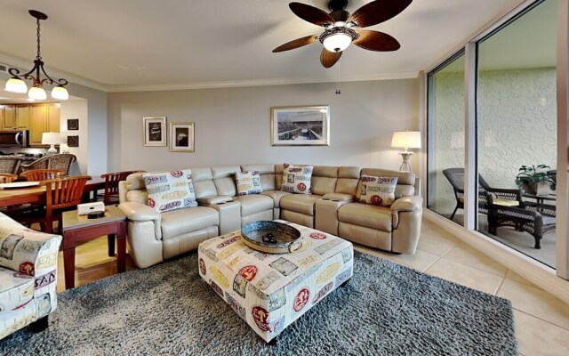 Santo Amaro by Southern Vacation Rentals