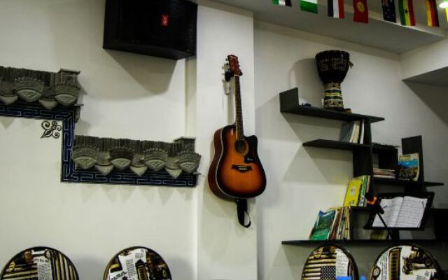 Jixi International Youth Hostel