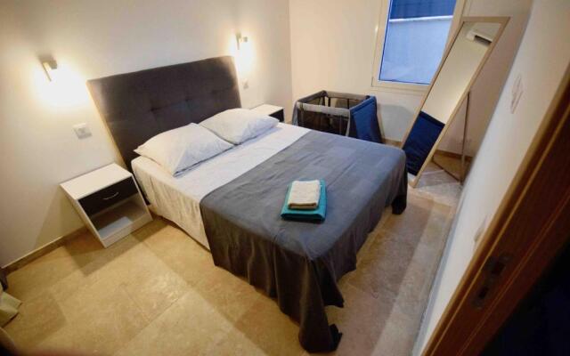 Charmante maison centre-ville Sainte-Maxime, plages à 2 pas