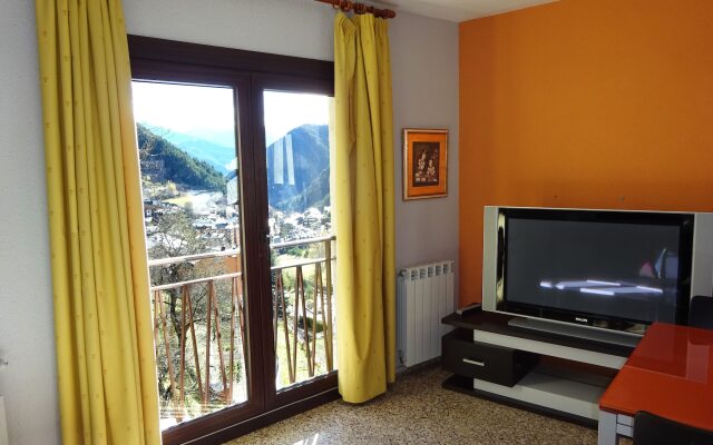Apartamentos Arinsal 3000