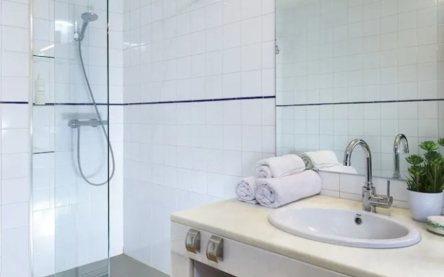 Modern & Confortable 3 Bd Duplex Great Location, Piedra Santa - Apartment in グレナダ - Photo 5
