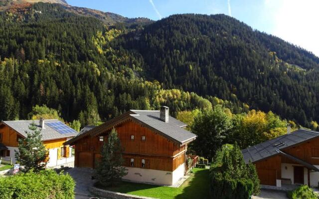 Appartement Champagny-en-Vanoise, 6 pièces, 12 personnes - FR-1-464-19