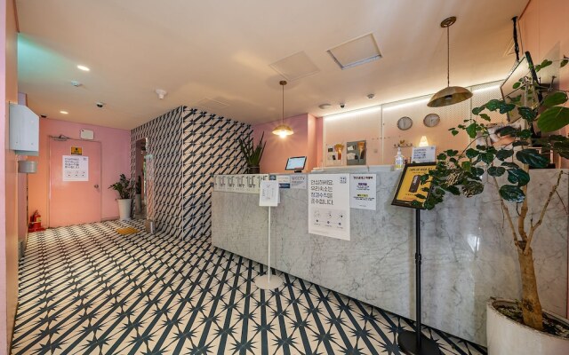 Jamsil Eppeuda Hotel